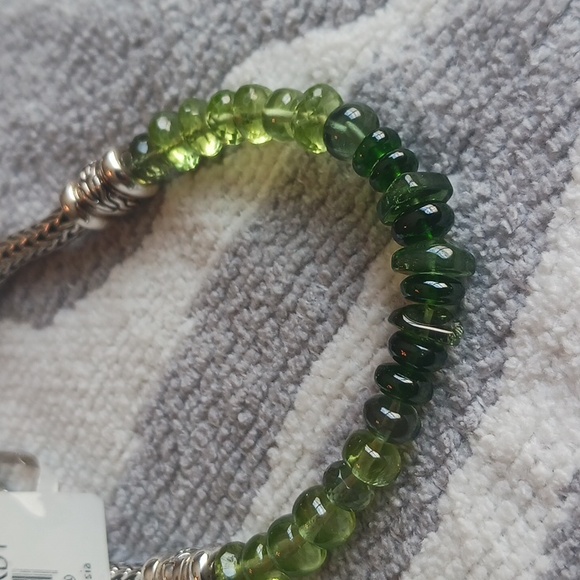 John Hardy Classic Chain Woven Bracelet, Green Gemstones, Size M, New With Tags - Picture 2 of 6